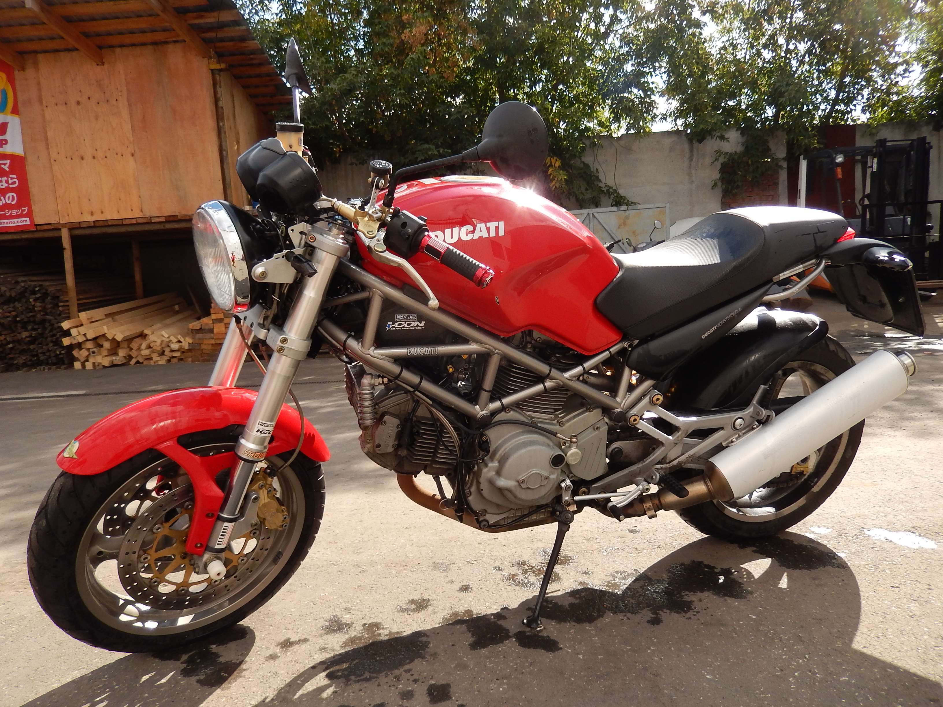 Ducati m900 Monster