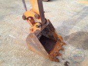  HITACHI EX35  7