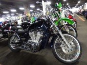  SUZUKI INTRUDER 800  1