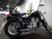 SUZUKI INTRUDER 800  3