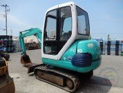  KOMATSU PC10-7 E  4
