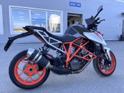  KTM 1290 SUPER DUKE R  3