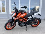  KTM 390 DUKE  2