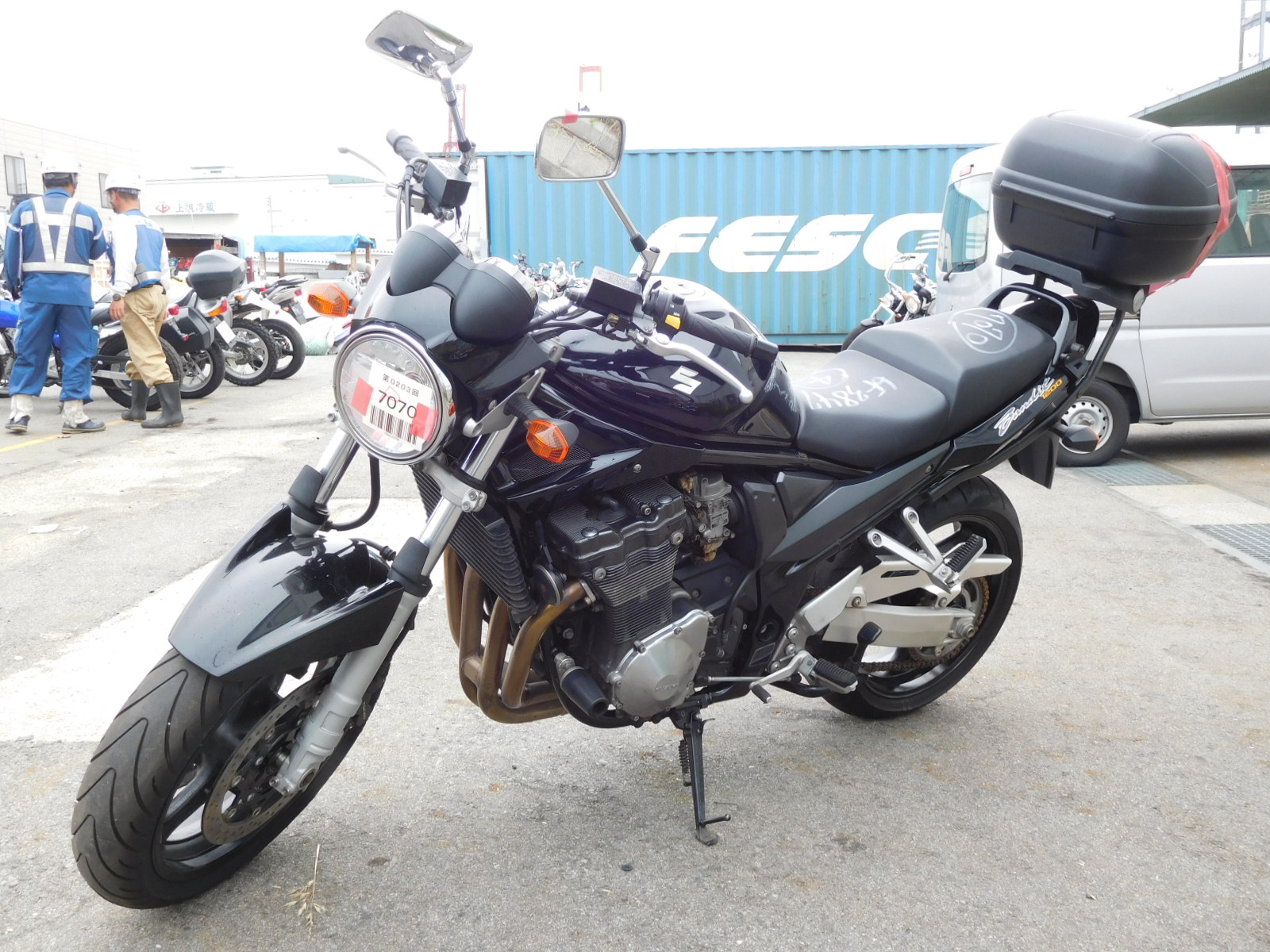 Для Suzuki Bandit 1200 фара