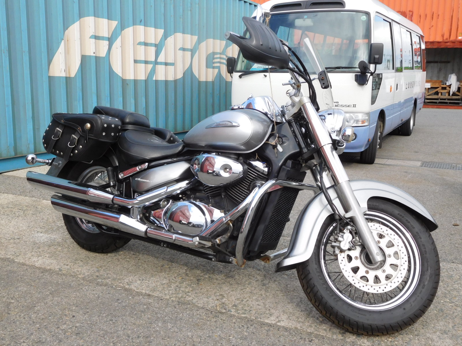 Suzuki Intruder 400