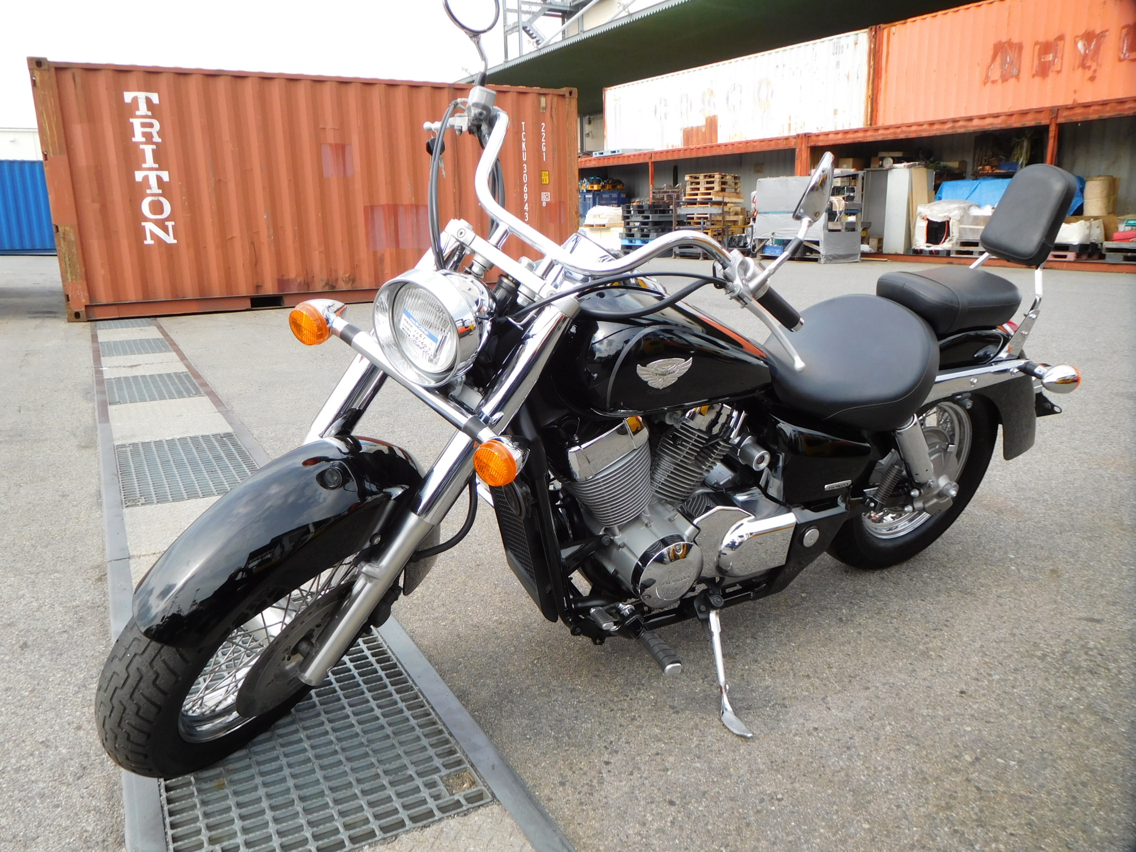 Honda Shadow 750 Wallpaper